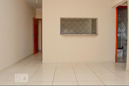 Sala de apartamento para alugar com 2 quartos, 68m² em Santa Mônica, Uberlândia