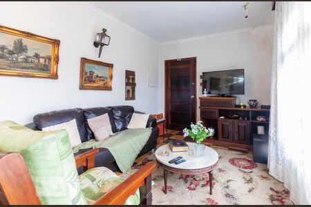 Casa à venda com 199m², 3 quartos e 5 vagasSala de TV