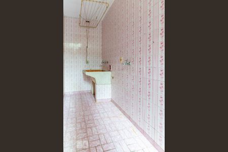 Casa à venda com 199m², 3 quartos e 5 vagasLavanderia