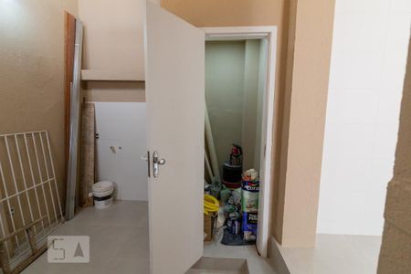 Casa à venda com 200m², 3 quartos e 1 vagaÁrea de Serviço