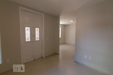 Sala de casa à venda com 3 quartos, 200m² em Vila Isabel, Rio de Janeiro