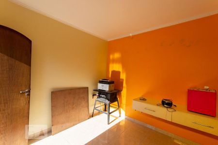 Casa à venda com 264m², 3 quartos e 4 vagas Casa à venda com 264m², 3 quartos e 4 vagasQuarto da edícula