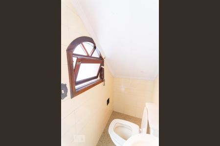 Casa à venda com 264m², 3 quartos e 4 vagas Casa à venda com 264m², 3 quartos e 4 vagasBanheiro de Serviço