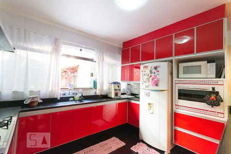 Casa à venda com 264m², 3 quartos e 4 vagas Casa à venda com 264m², 3 quartos e 4 vagasCozinha