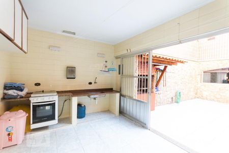 Casa à venda com 264m², 3 quartos e 4 vagas Casa à venda com 264m², 3 quartos e 4 vagasÁrea de Serviço