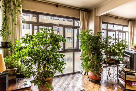 Sala de apartamento à venda com 3 quartos, 165m² em Paraíso, São Paulo