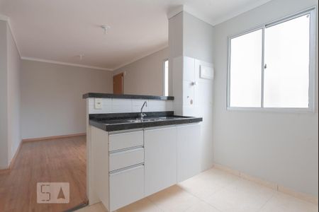 Apartamento para alugar com 45m², 1 quarto e 1 vaga Apartamento para alugar com 45m², 1 quarto e 1 vagaCozinha - Armários