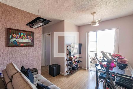 Sala de apartamento para alugar com 2 quartos, 50m² em Jardim Celeste, São Paulo