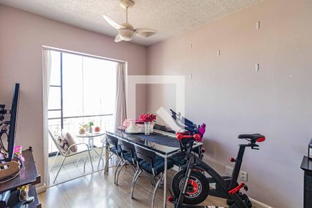 Sala de apartamento para alugar com 2 quartos, 50m² em Jardim Celeste, São Paulo