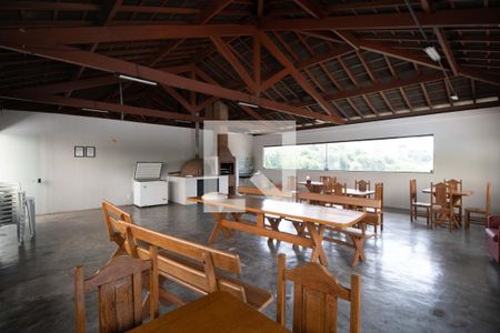 Apartamento para alugar com 50m², 2 quartos e 1 vaga Apartamento para alugar com 50m², 2 quartos e 1 vagaÁrea comum - Salão de festas