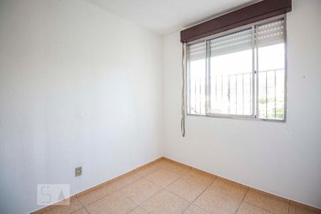 Quarto 2 de apartamento para alugar com 2 quartos, 48m² em Jardim Itu, Porto Alegre
