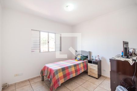 Casa à venda com 200m², 4 quartos e 3 vagas Casa à venda com 200m², 4 quartos e 3 vagasQuarto 2