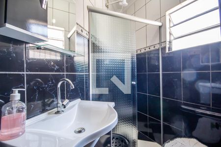 Casa à venda com 200m², 4 quartos e 3 vagas Casa à venda com 200m², 4 quartos e 3 vagasBanheiro 3