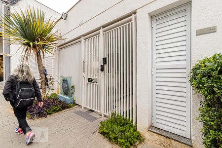 Apartamento à venda com 35m², 1 quarto e sem vaga Apartamento à venda com 35m², 1 quarto e sem vagaFachada