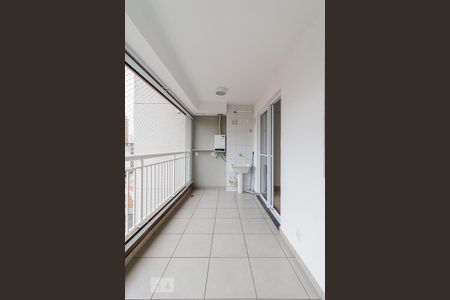 Apartamento à venda com 35m², 1 quarto e sem vaga Apartamento à venda com 35m², 1 quarto e sem vagaSacada/Área de Serviço
