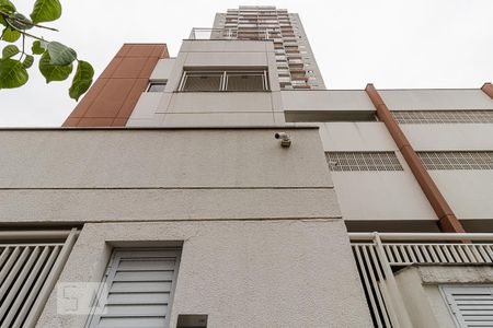 Apartamento à venda com 35m², 1 quarto e sem vaga Apartamento à venda com 35m², 1 quarto e sem vagaFachada