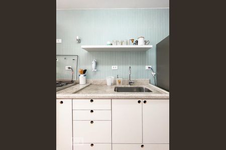 Cozinha de apartamento para alugar com 1 quarto, 60m² em Pinheiros, São Paulo
