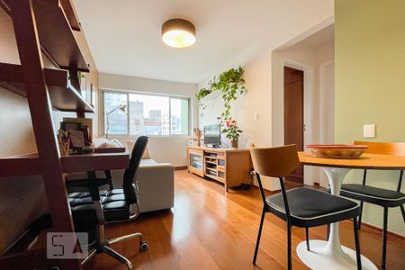 Sala de apartamento para alugar com 1 quarto, 60m² em Pinheiros, São Paulo
