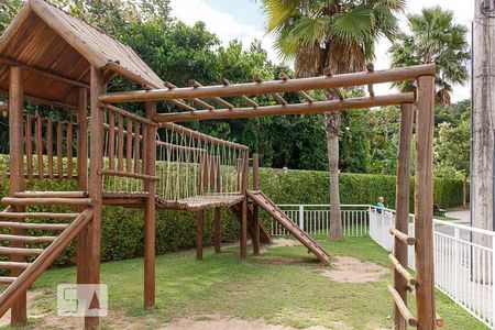 Casa de condomínio para alugar com 60m², 2 quartos e 1 vaga Casa de condomínio para alugar com 60m², 2 quartos e 1 vagaÁrea comum - playground