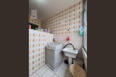 Apartamento para alugar com 65m², 2 quartos e sem vagaÁrea de Serviço