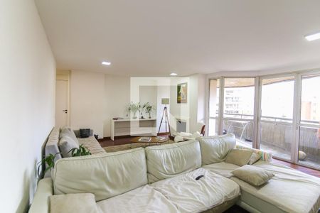 Sala de apartamento para alugar com 4 quartos, 167m² em Jardim Ampliação, São Paulo
