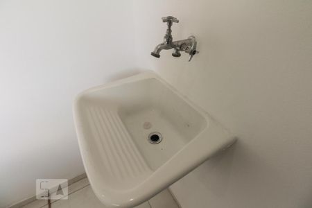 Área de serviço de kitnet/studio para alugar com 1 quarto, 32m² em Vila Formosa, São Paulo
