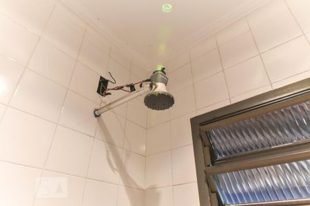 Casa para alugar com 200m², 3 quartos e 3 vagasBanheiro de Serviço