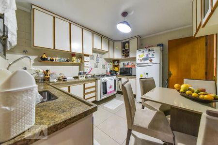 Casa para alugar com 200m², 3 quartos e 3 vagasCozinha