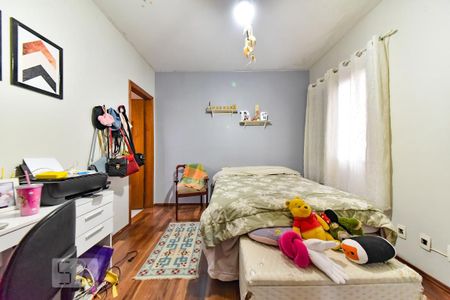 Casa para alugar com 200m², 3 quartos e 3 vagasSuíte 2