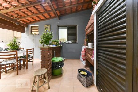 Casa para alugar com 200m², 3 quartos e 3 vagasChurrasqueira