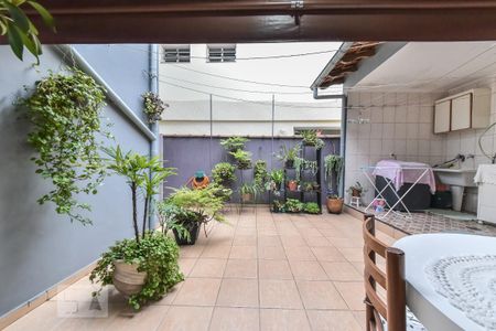 Casa para alugar com 200m², 3 quartos e 3 vagasQuintal