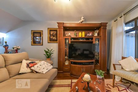 Sala de casa para alugar com 3 quartos, 200m² em Nova Petrópolis, São Bernardo do Campo