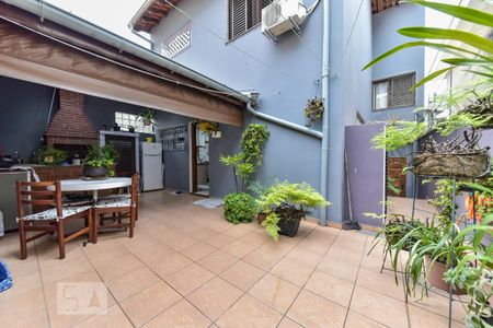 Casa para alugar com 200m², 3 quartos e 3 vagasQuintal