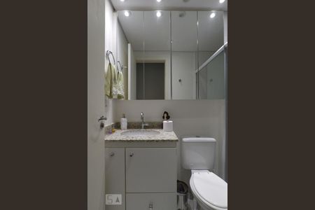 Apartamento para alugar com 67m², 2 quartos e 1 vagaBanheiro