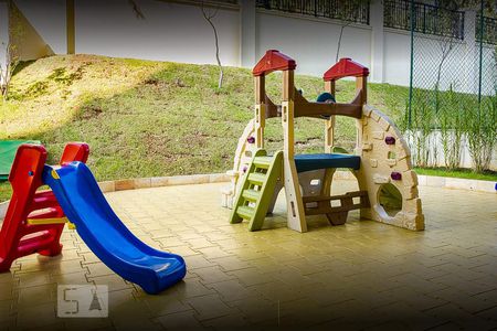 Apartamento para alugar com 67m², 2 quartos e 1 vagaÁrea comum