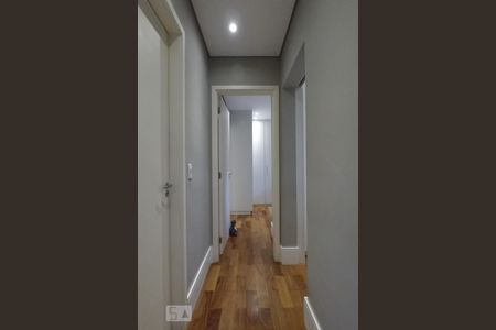 Apartamento para alugar com 67m², 2 quartos e 1 vagaCorredor