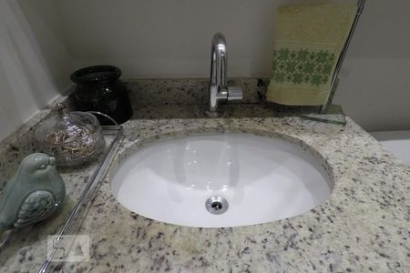 Apartamento para alugar com 67m², 2 quartos e 1 vagaBanheiro da Suíte