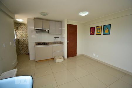 Sala de apartamento para alugar com 1 quarto, 30m² em Quadras Econômicas Lúcio Costa (guará), Brasília