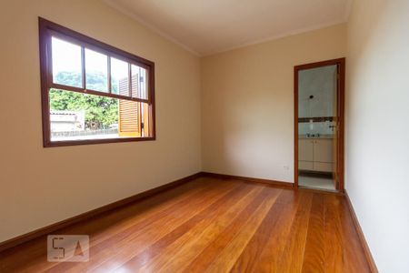 Casa à venda com 250m², 4 quartos e 3 vagas Casa à venda com 250m², 4 quartos e 3 vagasQuarto 4 - Suíte