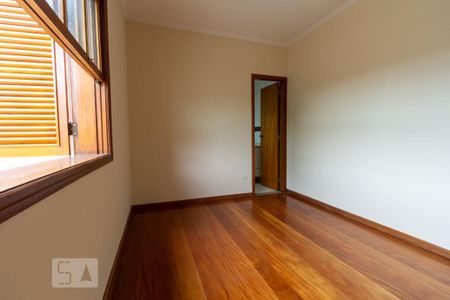 Casa à venda com 250m², 4 quartos e 3 vagas Casa à venda com 250m², 4 quartos e 3 vagasQuarto 4 - Suíte