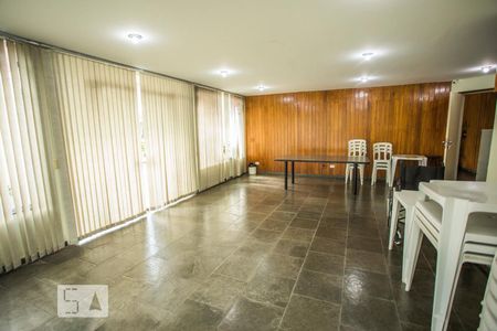 Apartamento à venda com 60m², 2 quartos e 1 vagaÁrea comum - Salão de festas