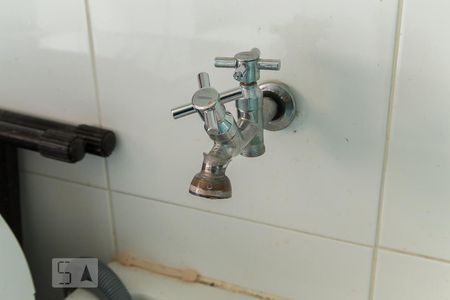 Apartamento à venda com 60m², 2 quartos e 1 vagaÁrea de serviço - Torneira