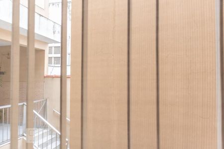 Casa à venda com 712m², 6 quartos e 4 vagas Casa à venda com 712m², 6 quartos e 4 vagasVista