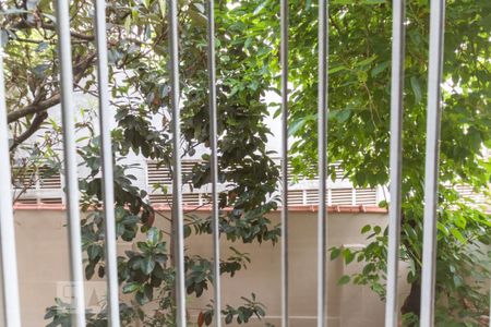 Casa à venda com 712m², 6 quartos e 4 vagas Casa à venda com 712m², 6 quartos e 4 vagasVista