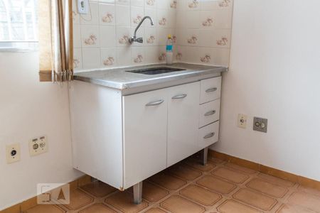 Casa à venda com 712m², 6 quartos e 4 vagas Casa à venda com 712m², 6 quartos e 4 vagasSalão