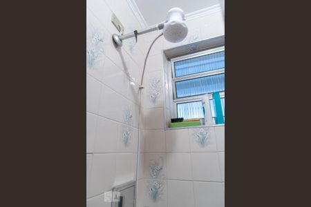 Casa à venda com 712m², 6 quartos e 4 vagas Casa à venda com 712m², 6 quartos e 4 vagasBanheiro do salão de festas