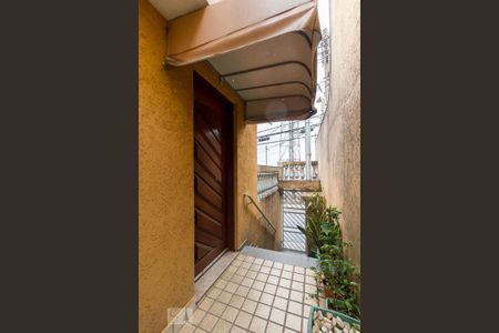 Casa à venda com 240m², 3 quartos e 2 vagasEntrada da casa