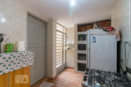 Casa à venda com 240m², 3 quartos e 2 vagasÁrea da cozinha