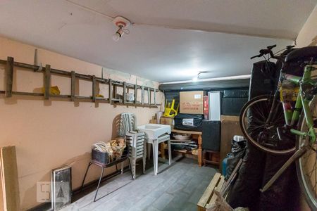 Casa à venda com 240m², 3 quartos e 2 vagasGaragem