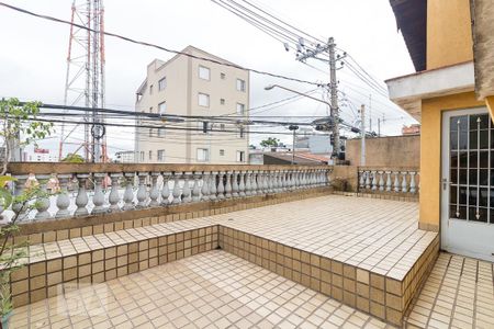 Casa à venda com 240m², 3 quartos e 2 vagasTerraço